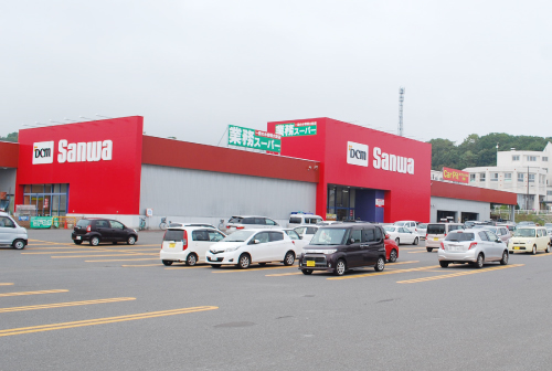 DCM登別店 徒歩約13分